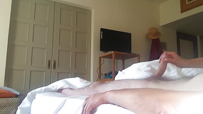 Langharige tienerhoning met grote sappige tieten super porno hd berijdt een lul