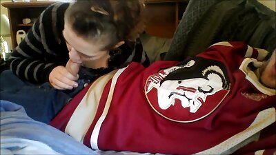 Helemaal natuurlijk blond laat zien hoe ver haar benen uit elkaar jovencitas pornos hd kunnen worden gespreid