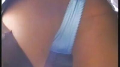 Brunette vriendin houdt ervan petardas video movil om de lul van haar minnaar in haar mond te hebben
